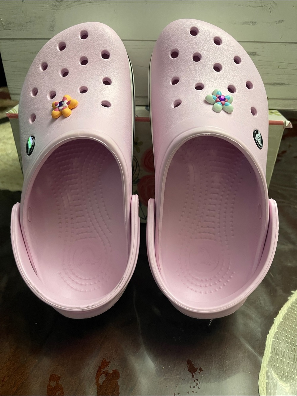 CROCS Classic Clog in Light Pink with Flower Charms size 5